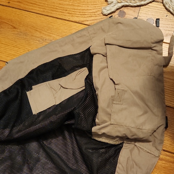 Gander Mountain multi purpose vest - Picture 4 of 6